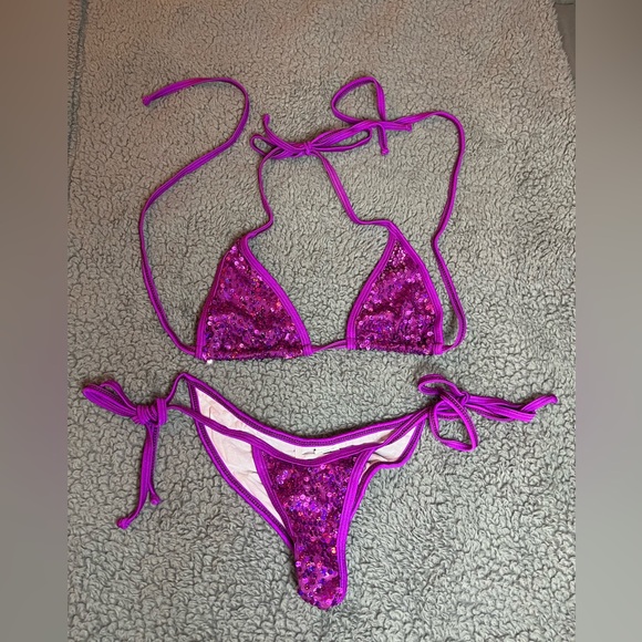 Fuchsia Sweet Revenge Competition Bikini NPC/IFBB - Picture 4 of 6